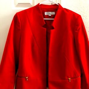 Women’s Tahari jacket
